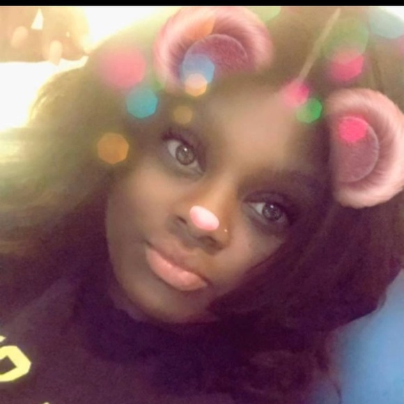 Meet your Posher, Kaya - Picture 1 of 1